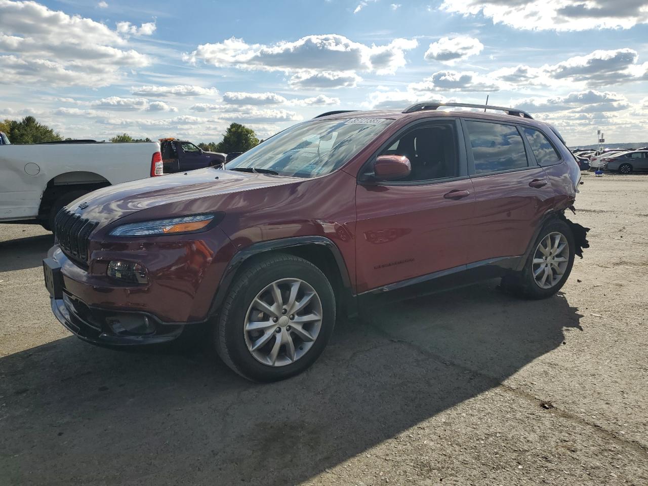 2018 Jeep Cherokee Latitude VIN: 1C4PJMCX5JD622499 Lot: 85121585