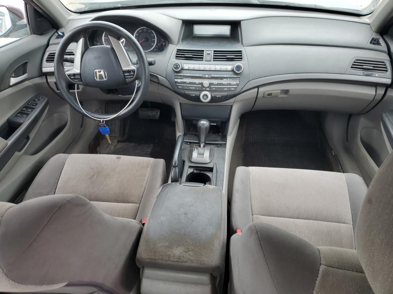 2010 Honda Accord Lxp VIN: 1HGCP2F43AA190422 Lot: 82374605