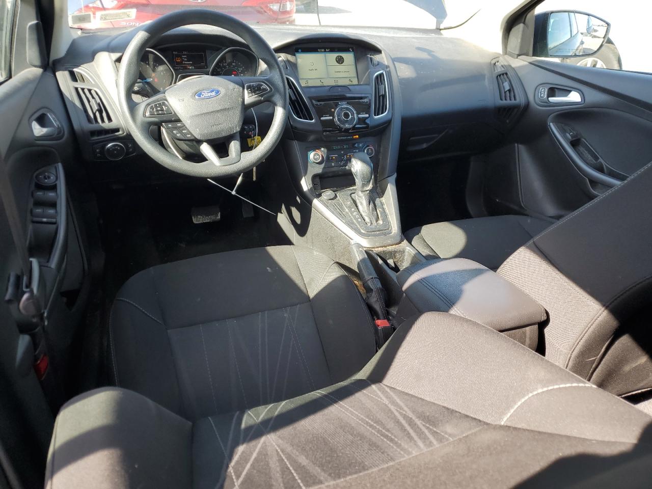 2018 Ford Focus Sel VIN: 1FADP3M24JL300950 Lot: 84234975