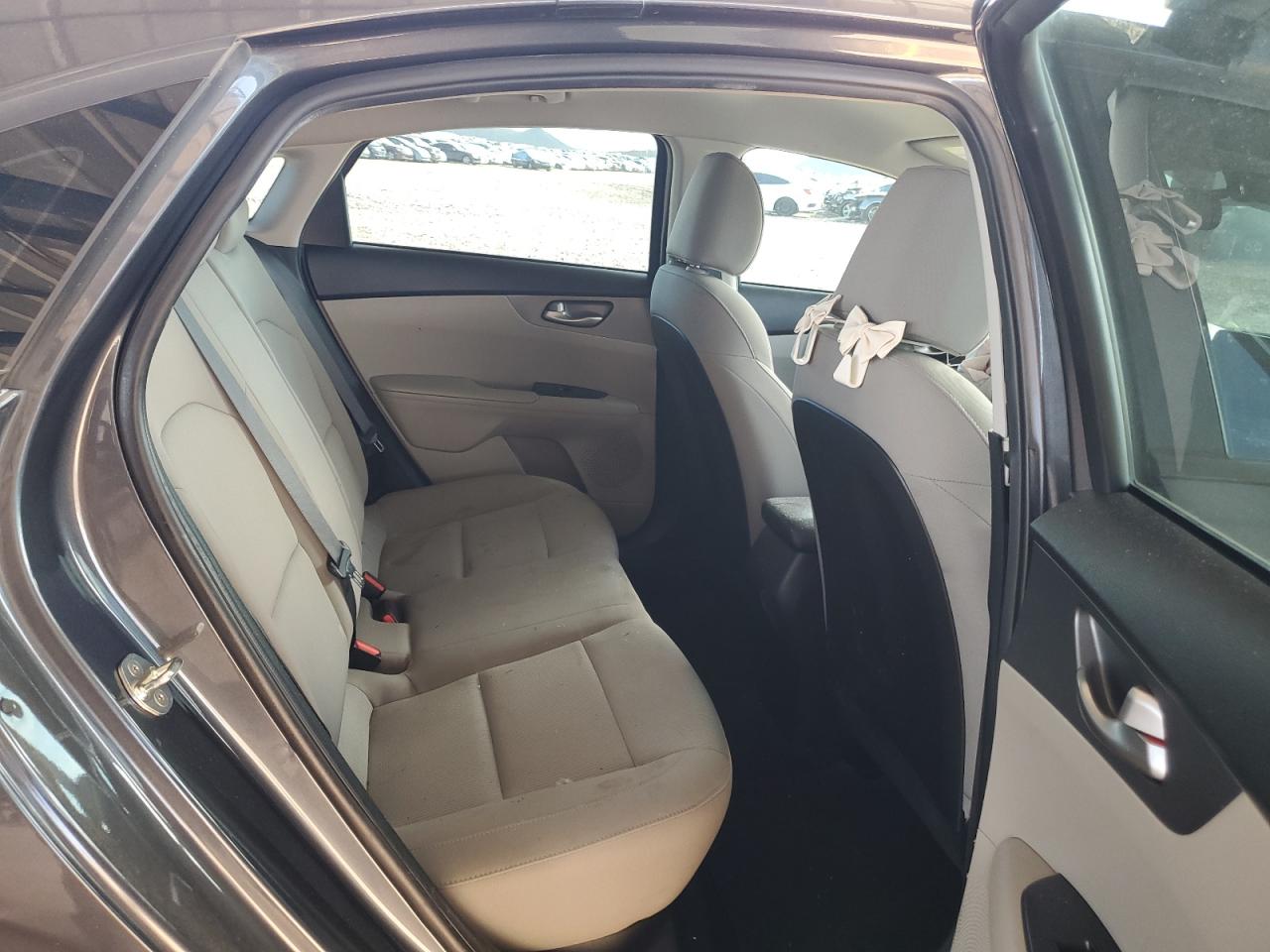 2021 Kia Forte Fe VIN: 3KPF24AD2ME385183 Lot: 85834925