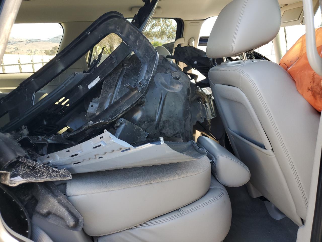 2010 Chevrolet Tahoe C1500 Lt VIN: 1GNUCBE03AR290915 Lot: 82274115