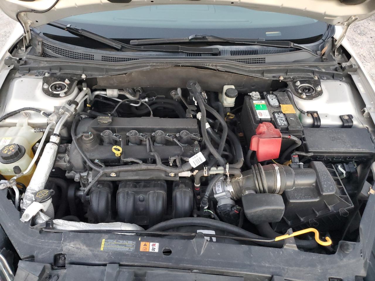 2010 Ford Fusion Se VIN: 3FAHP0HA8AR273657 Lot: 90281265