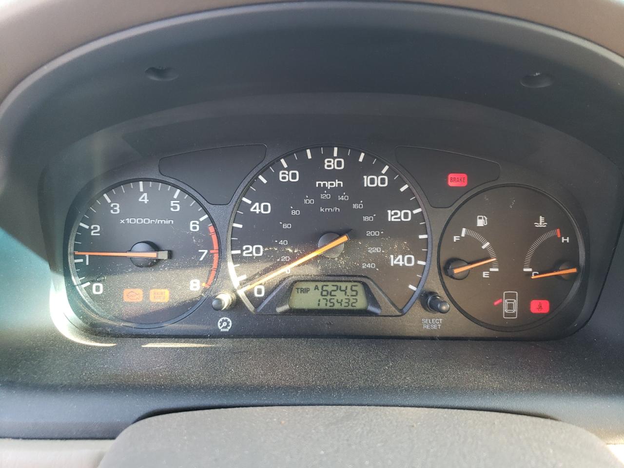 1998 Honda Accord Lx VIN: 1HGCG5549WA234711 Lot: 85248715