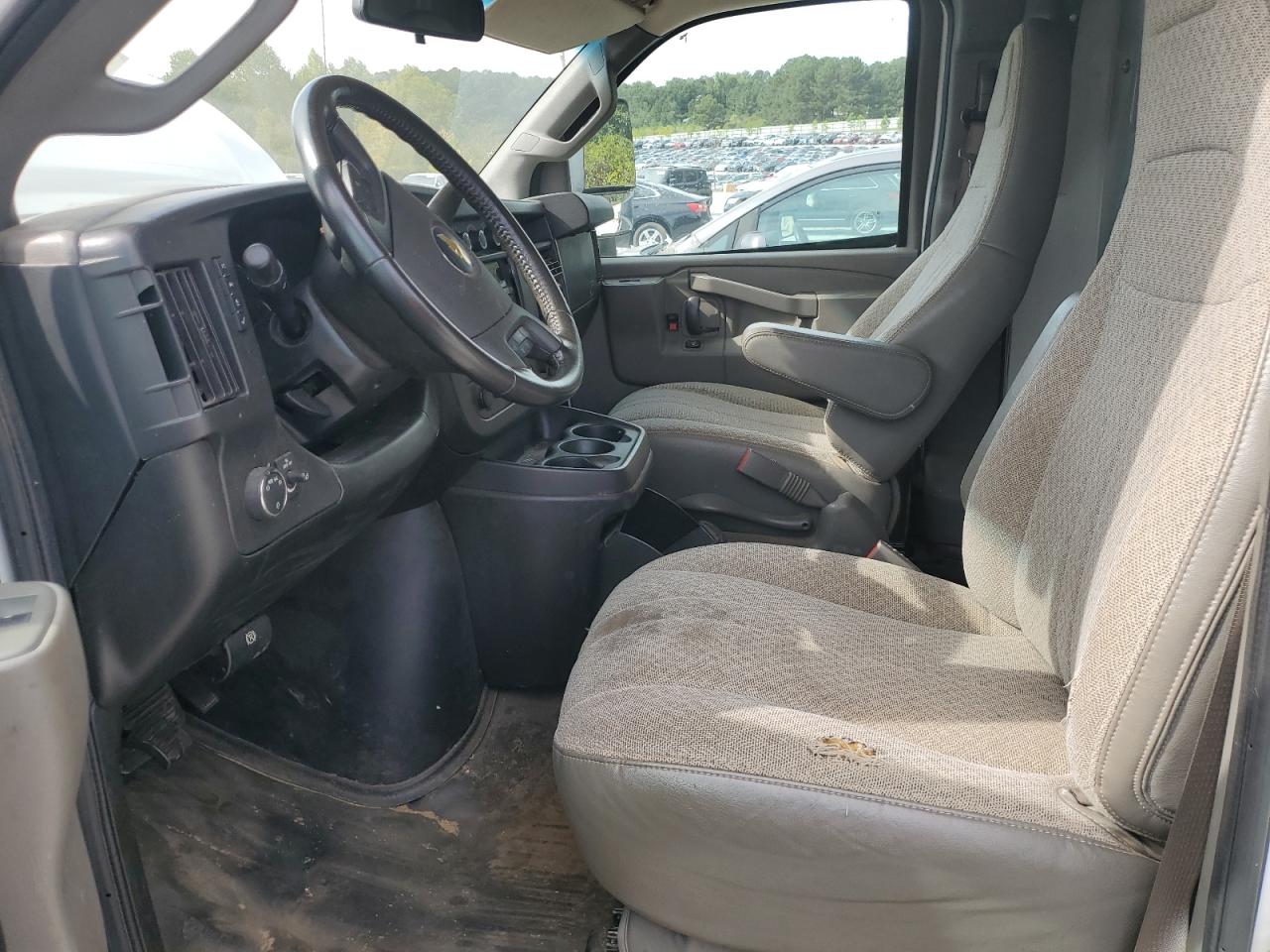 2020 Chevrolet Express G3500 VIN: 1GB0GRFG9L1230174 Lot: 84376365