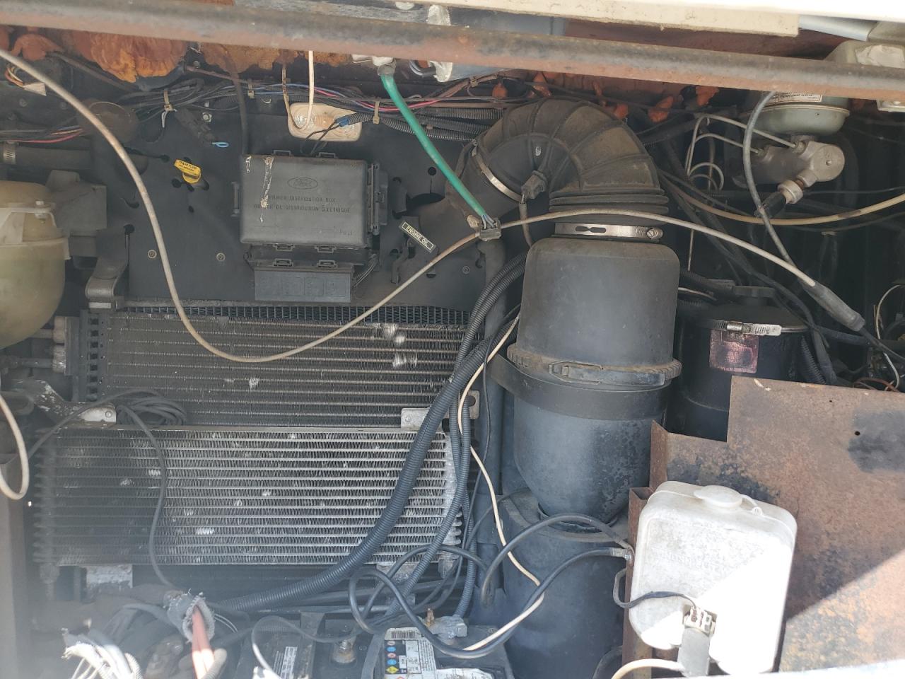 1999 Ford Super Duty F-550 Mot VIN: 3FCMF53S8XJA14456 Lot: 85106085