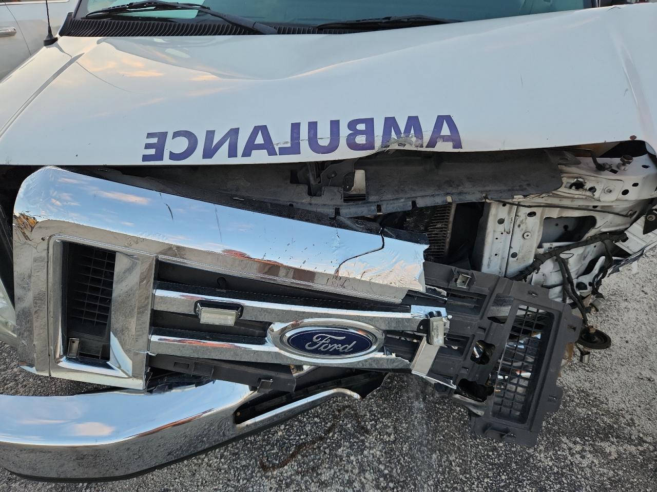 2016 Ford Econoline E350 Super Duty Cutaway Van VIN: 1FDWE3FS6GDC42831 Lot: 83987495