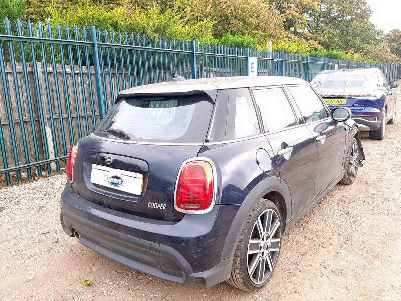 2022 MINI COOPER EXCLUSIVE AUTO 