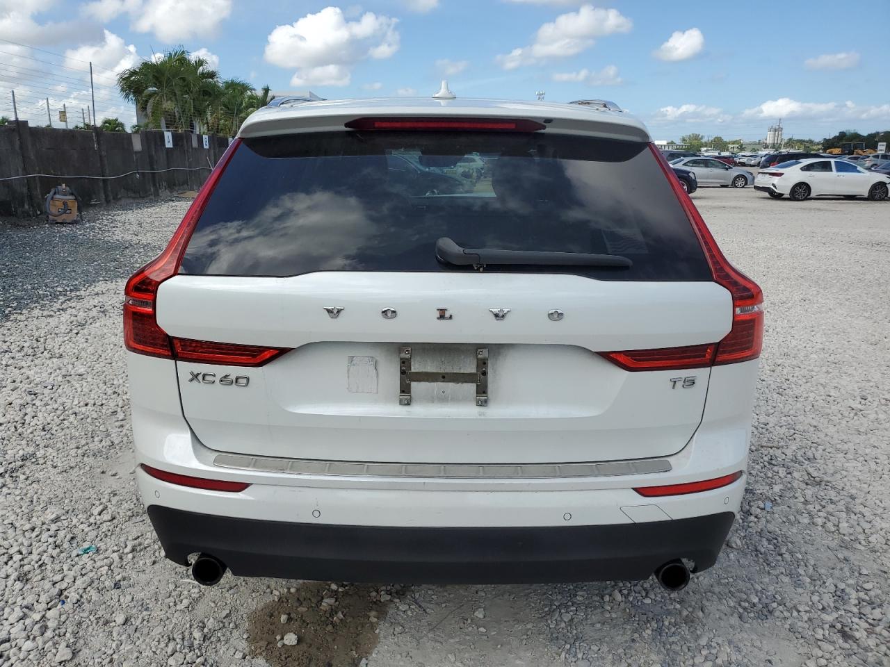 2020 Volvo Xc60 T5 Momentum VIN: YV4102DK8L1490565 Lot: 90481325