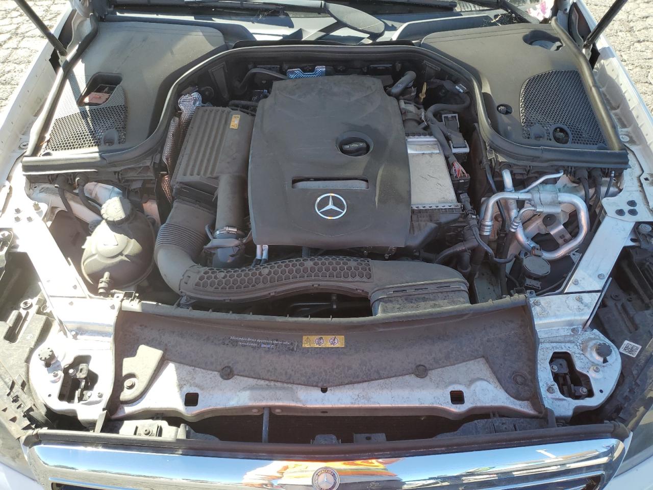 2017 Mercedes-Benz E 300 VIN: WDDZF4JB4HA211985 Lot: 87023505