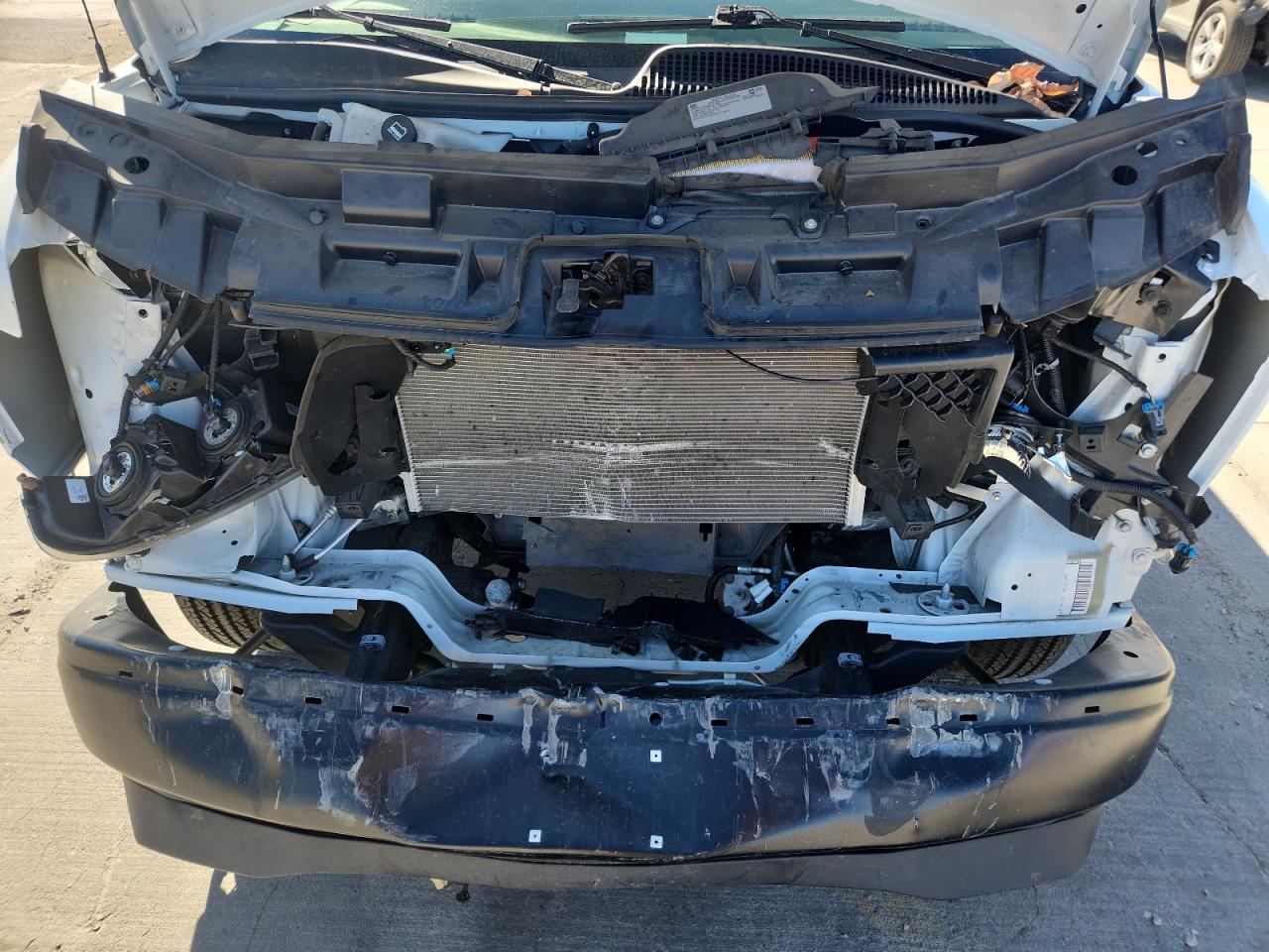 2024 Chevrolet Express G2500 Van VIN: 1GCWGAFP7R1262797 Lot: 87202755