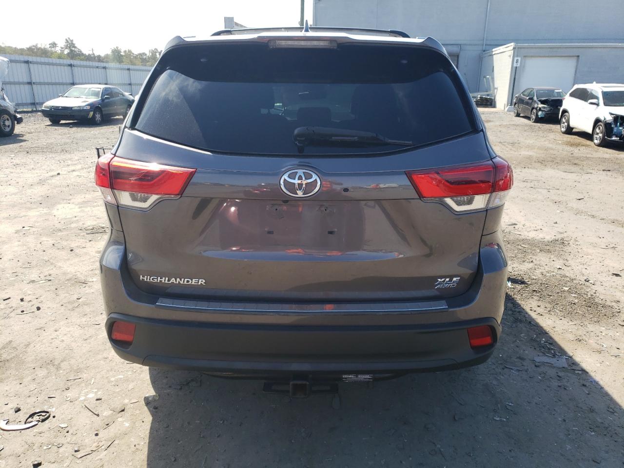 2019 Toyota Highlander Se VIN: 5TDJZRFH5KS984242 Lot: 84782175