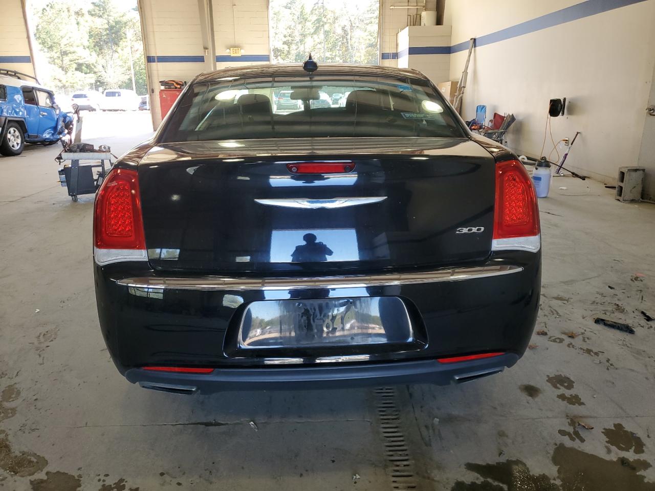 2018 Chrysler 300 Touring VIN: 2C3CCAAG9JH253843 Lot: 87454505