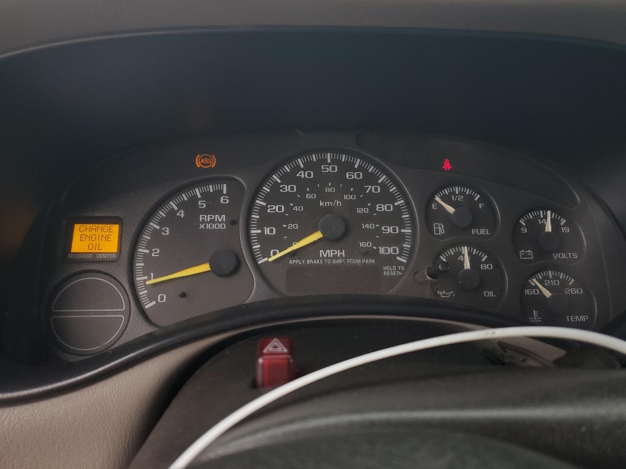 2000 Chevrolet Silverado C1500 VIN: 1GCEC19V7YZ324118 Lot: 82532595