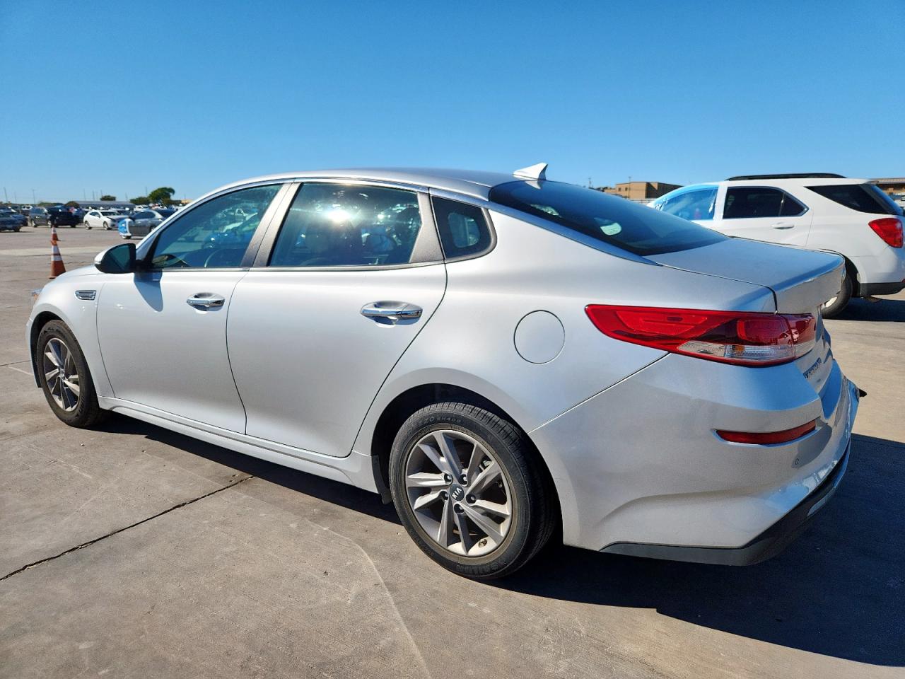 2020 Kia Optima Lx VIN: 5XXGT4L31LG437768 Lot: 87023065