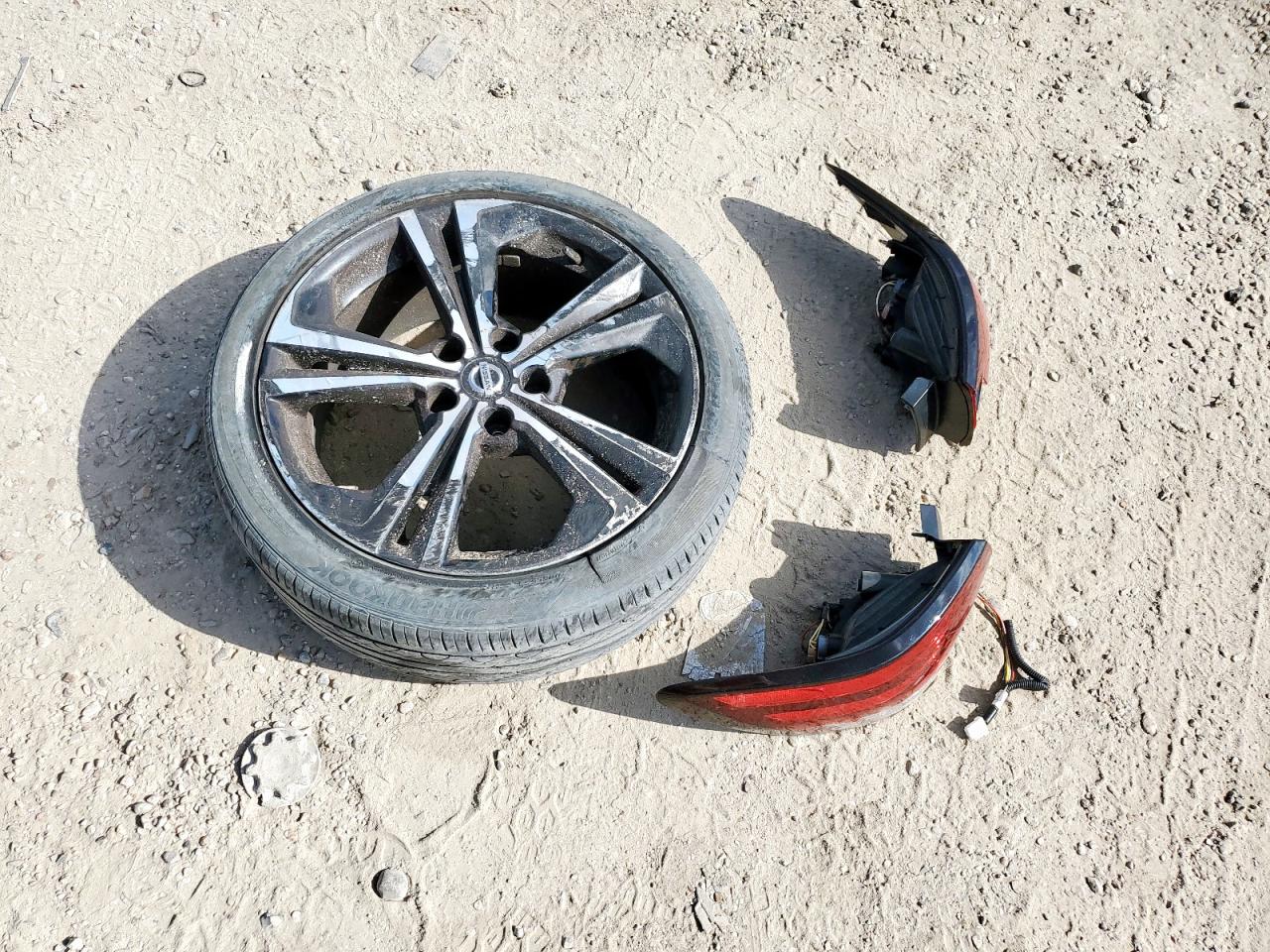 2020 Nissan Sentra Sr VIN: 3N1AB8DV5LY305638 Lot: 82157365