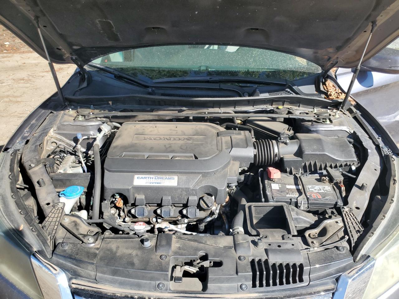 2015 Honda Accord Exl VIN: 1HGCR3F86FA038077 Lot: 84622985