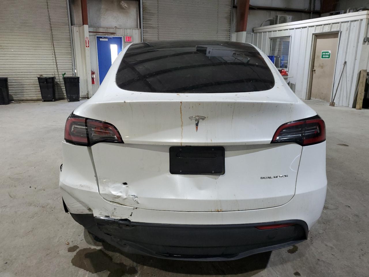 2023 Tesla Model Y VIN: 7SAYGDEE9PA173165 Lot: 84955405