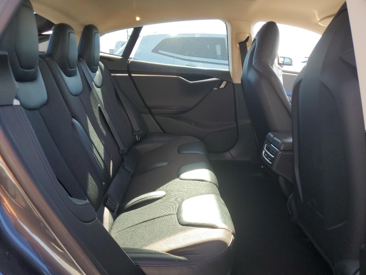 2015 Tesla Model S 60 VIN: 5YJSA1S18FFP76355 Lot: 86795565