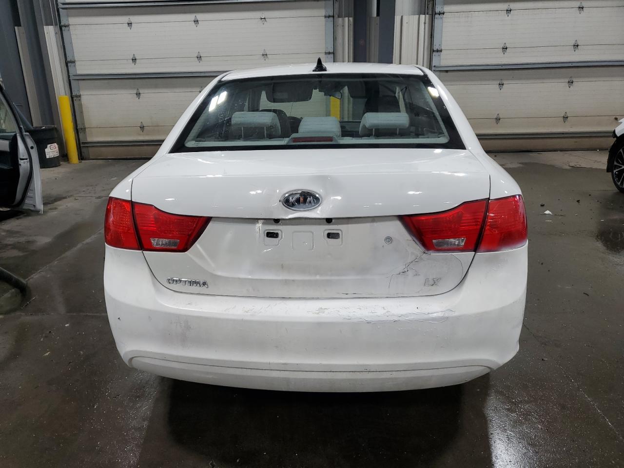 2009 Kia Optima Lx VIN: KNAGE228695350941 Lot: 85725235