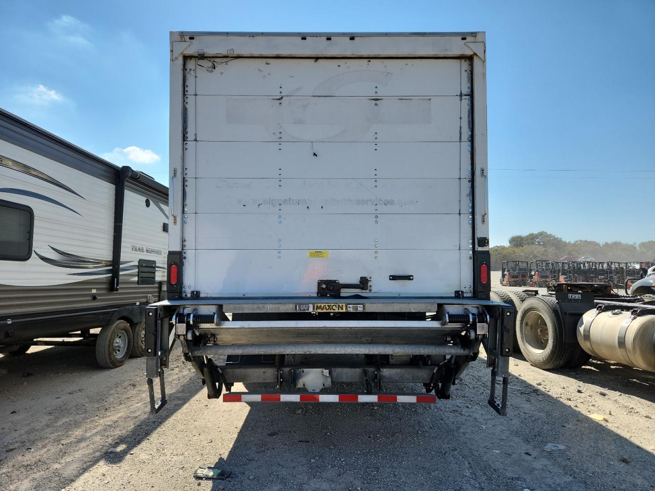 2020 International Mv607 - Box Truck VIN: 3HAEUMML6LL128817 Lot: 87098325