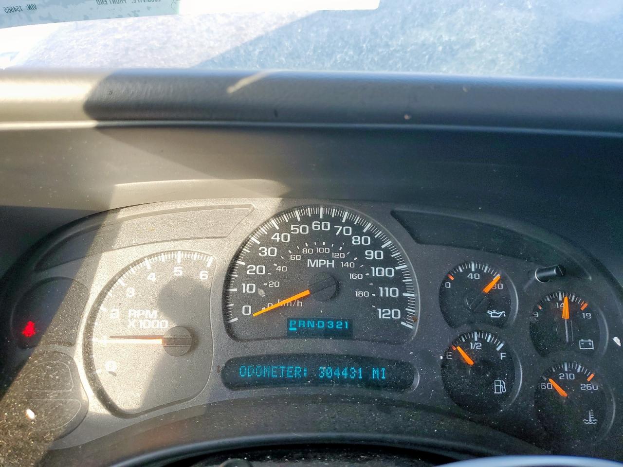 2003 Chevrolet Suburban K1500 VIN: 3GNFK16Z53G154565 Lot: 85582955