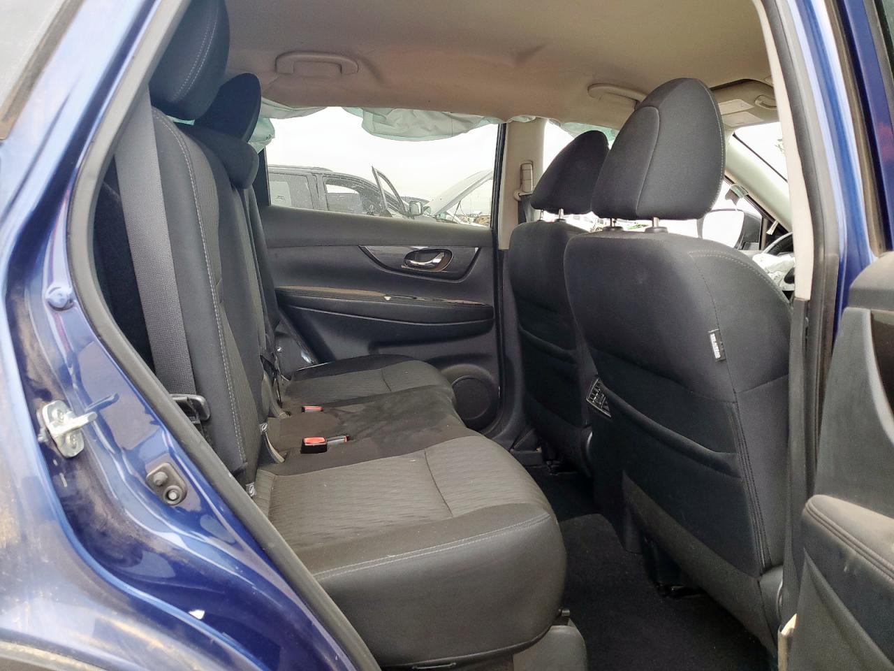 2018 Nissan Rogue S VIN: 5N1AT2MT4JC816698 Lot: 82432045