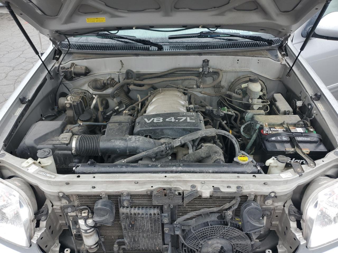 2004 Toyota Sequoia Sr5 VIN: 5TDBT44A64S218361 Lot: 82242095