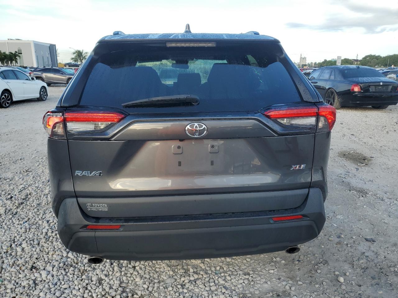 2022 Toyota Rav4 Xle VIN: 2T3W1RFV6NC178885 Lot: 84360015