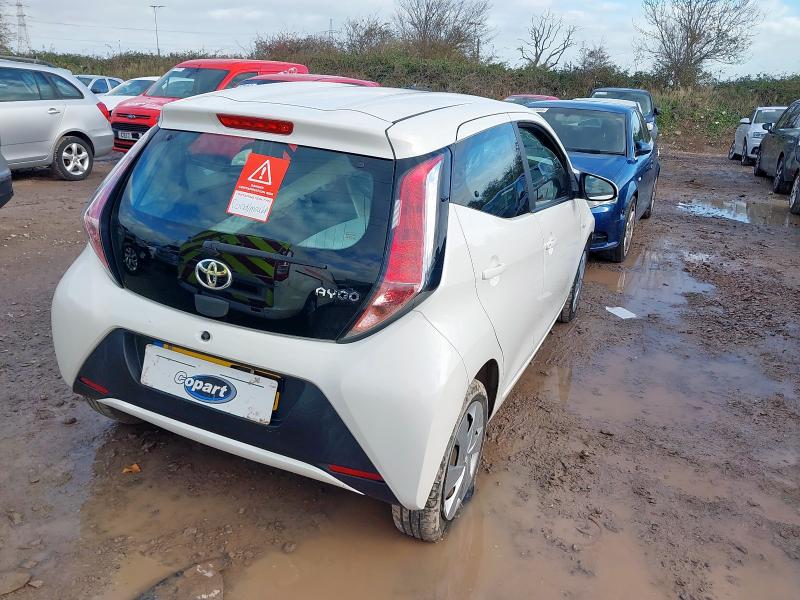 2016 TOYOTA AYGO 1.0 VVT-I X-PLAY 5DR