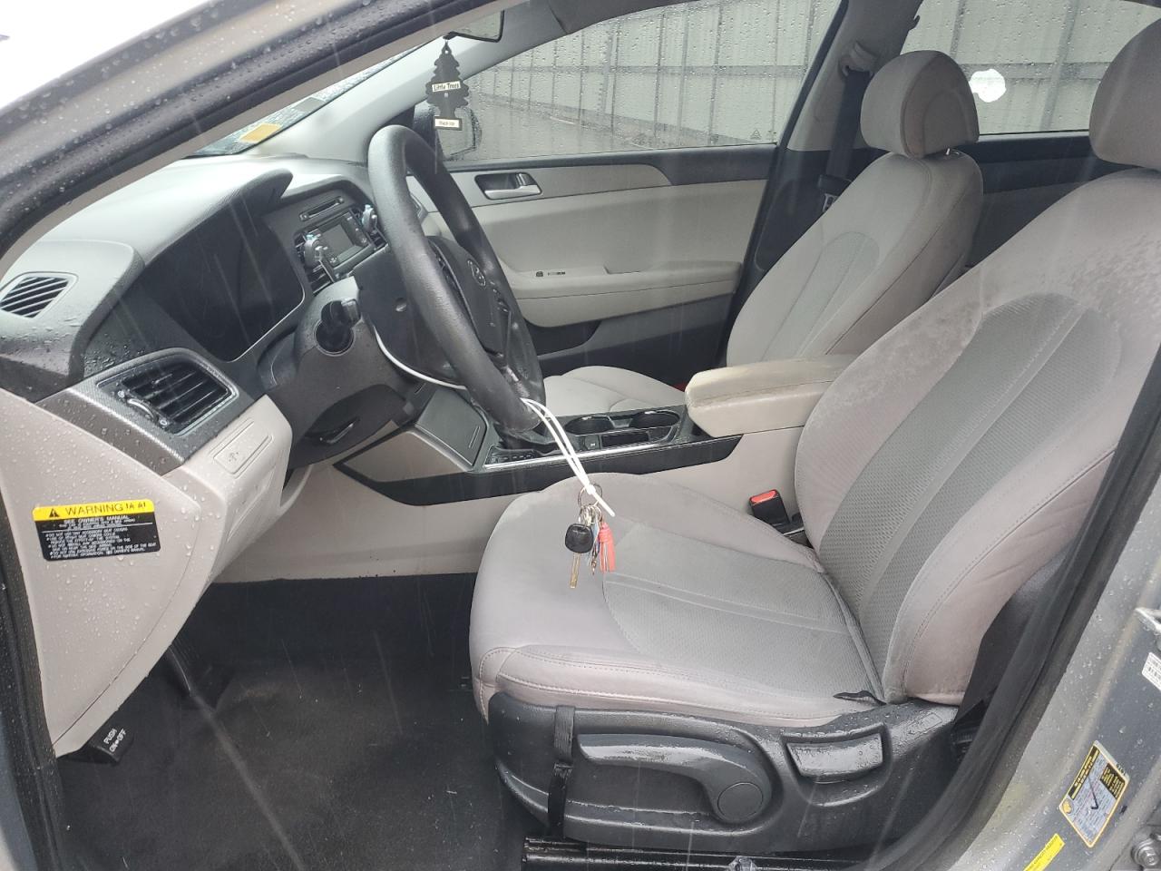 2015 Hyundai Sonata Se VIN: 5NPE24AF1FH107175 Lot: 82224205