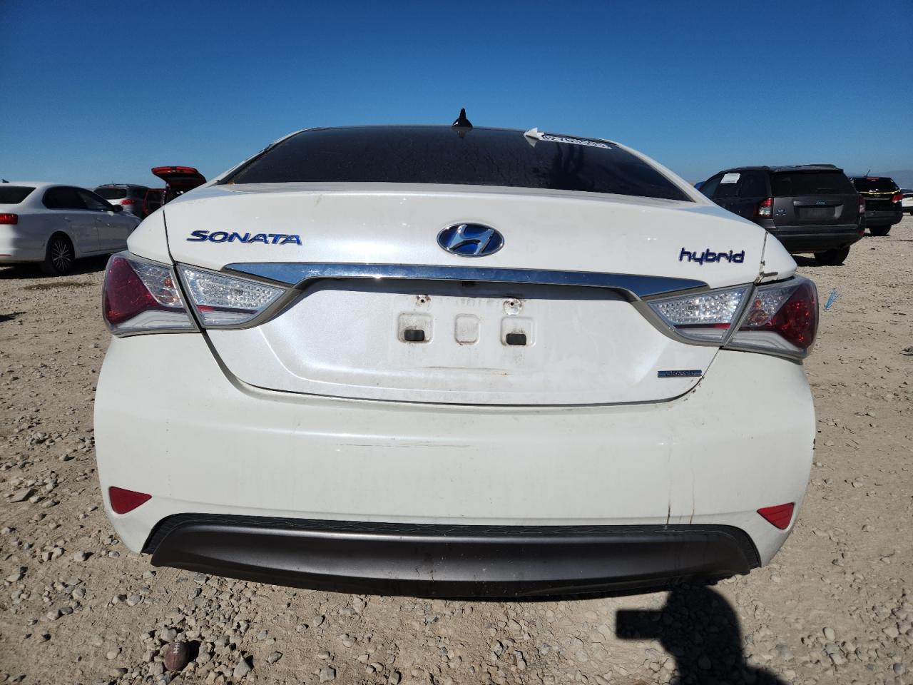 2015 Hyundai Sonata Hybrid VIN: KMHEC4A44FA132490 Lot: 82763595