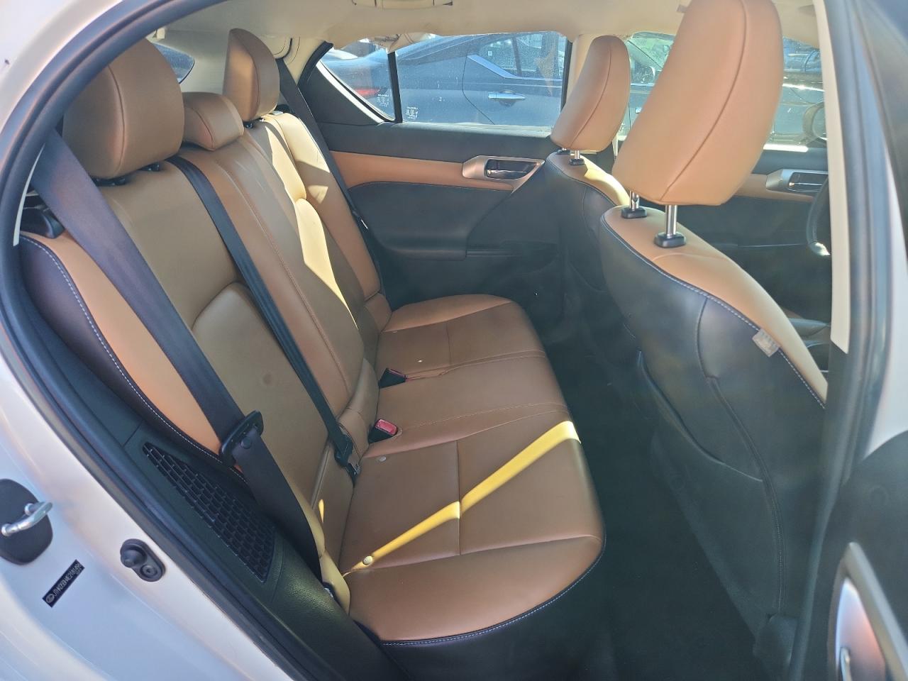 2014 Lexus Ct 200 VIN: JTHKD5BH4E2181496 Lot: 90889785