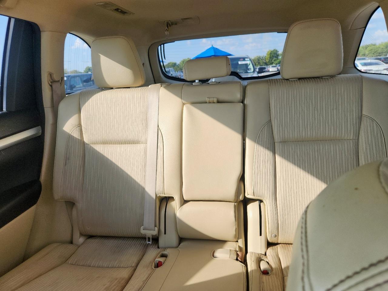 2015 Toyota Highlander Le VIN: 5TDZKRFH8FS114773 Lot: 85776495