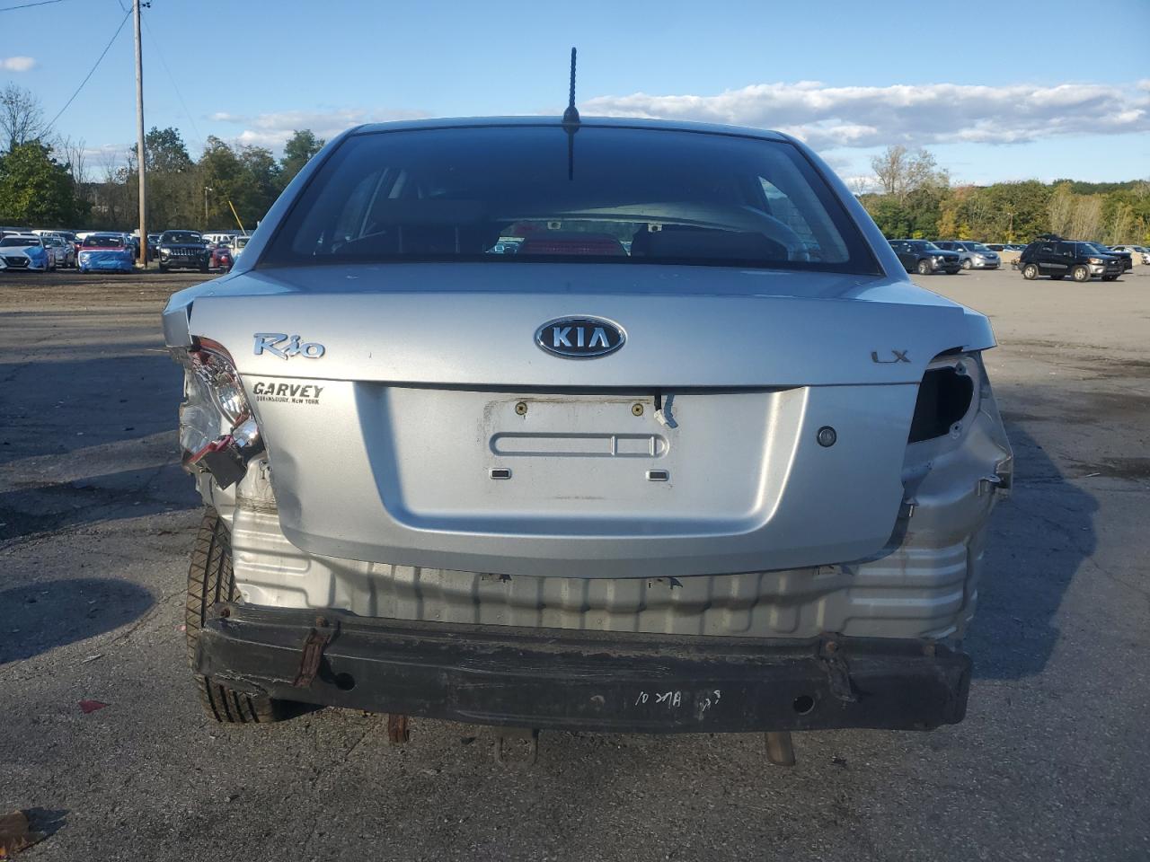 2007 Kia Rio Base VIN: KNADE123176199385 Lot: 82305415