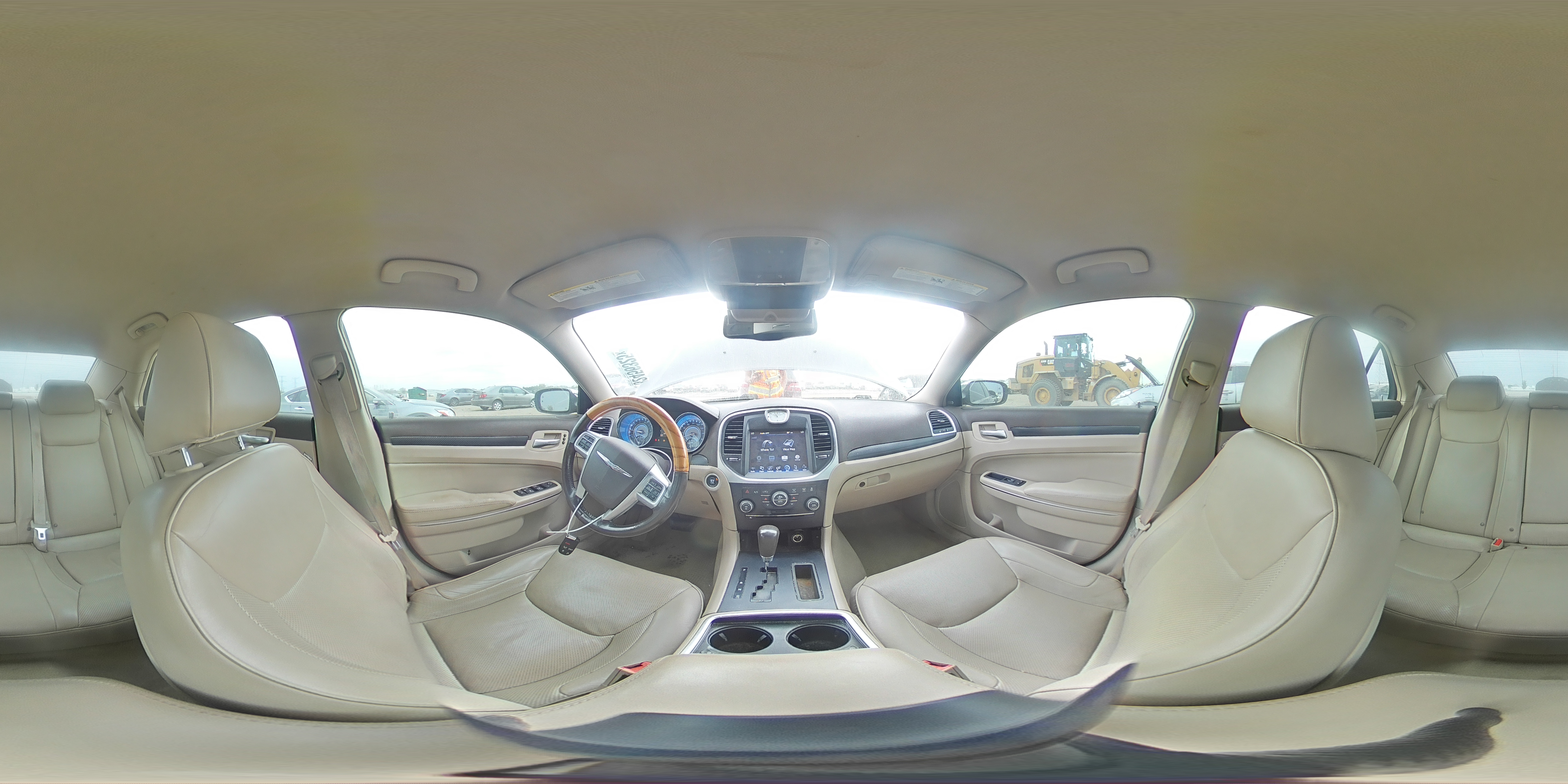 2013 Chrysler 300C VIN: 2C3CCAKTXDH635492 Lot: 82456325