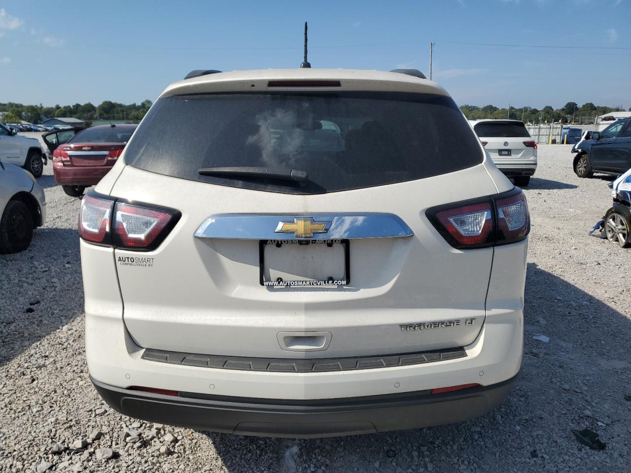 2015 Chevrolet Traverse Lt VIN: 1GNKRGKD4FJ244204 Lot: 82188905