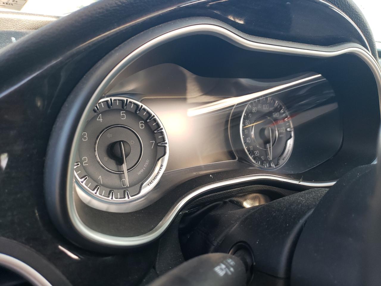 2015 Chrysler 200 C VIN: 1C3CCCEG0FN674063 Lot: 90224245