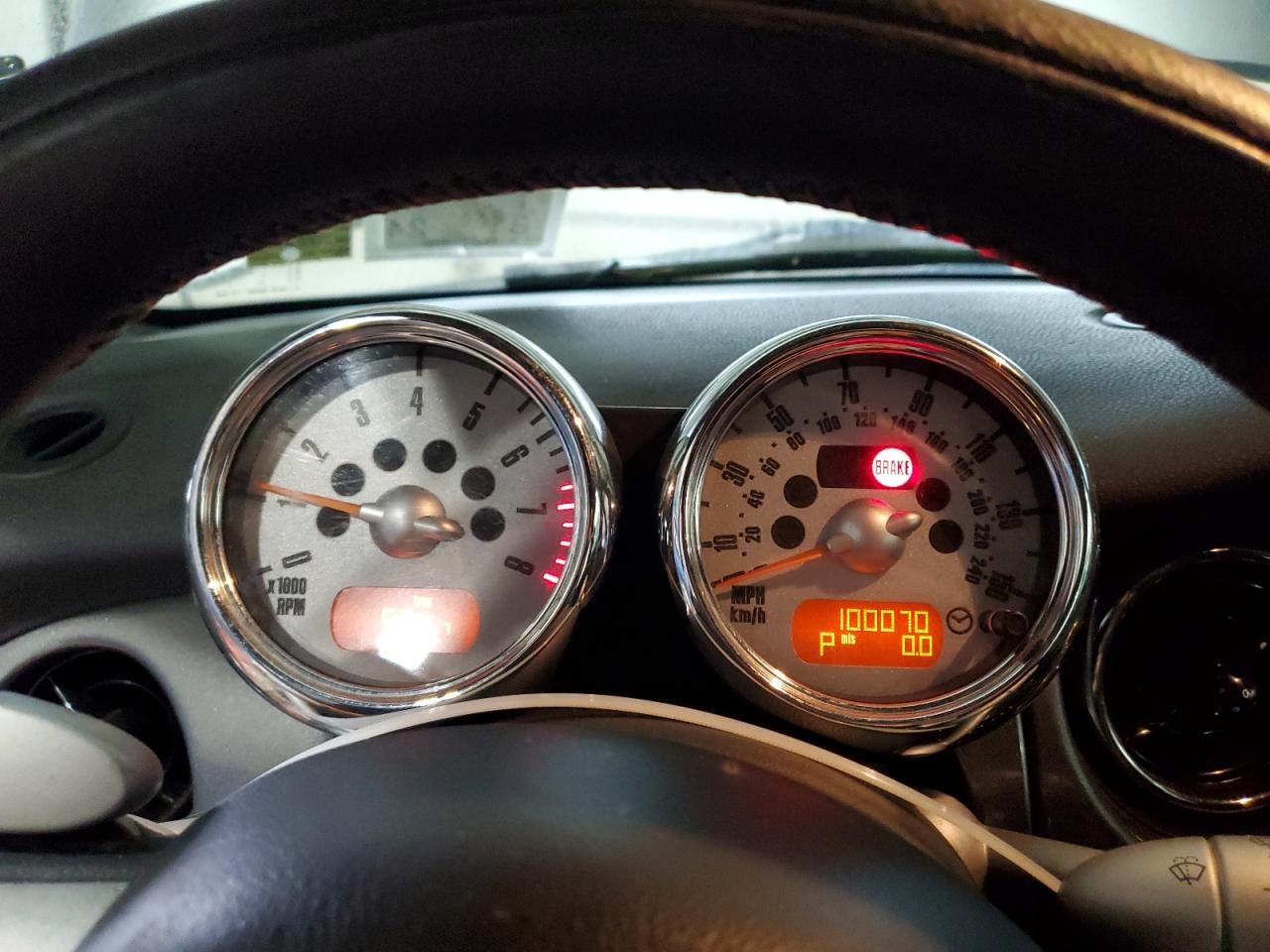 2006 Mini Cooper S VIN: WMWRH33526TK59005 Lot: 87219525