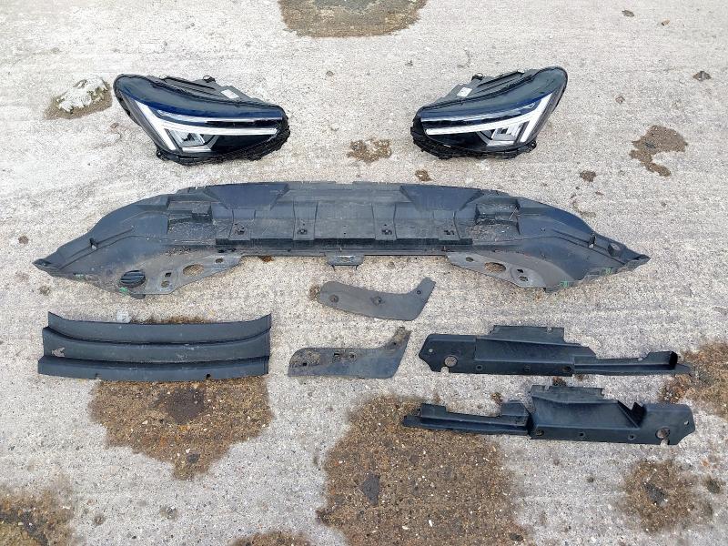 2023 VOLVO C40 170KW RECHARGE CORE 69KWH 5DR AUTO