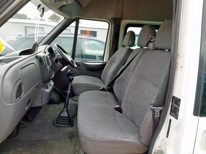 2004 FORD TRANSIT MINIBUS 