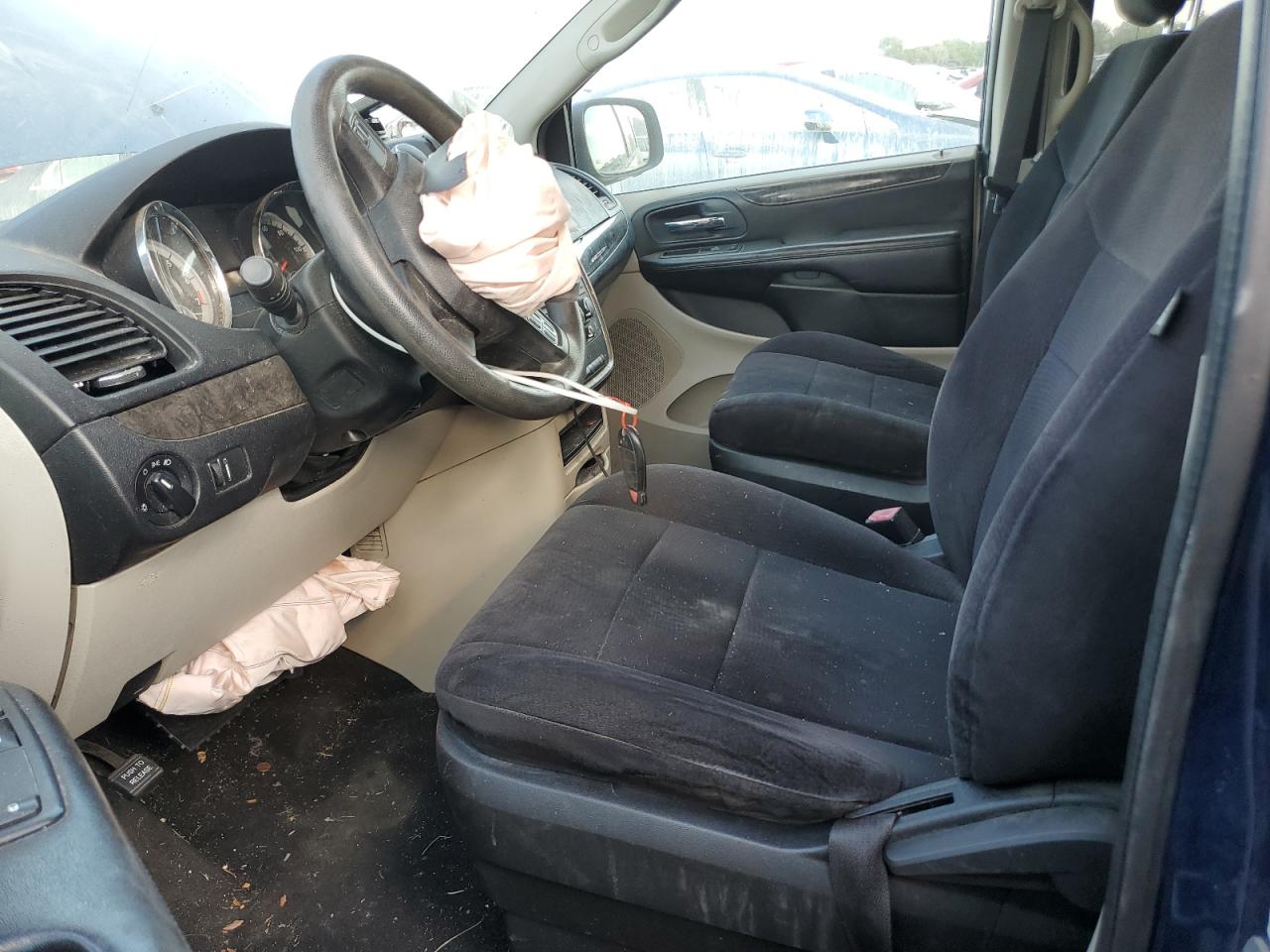 2011 Dodge Grand Caravan Express VIN: 2D4RN4DG4BR613581 Lot: 82194115