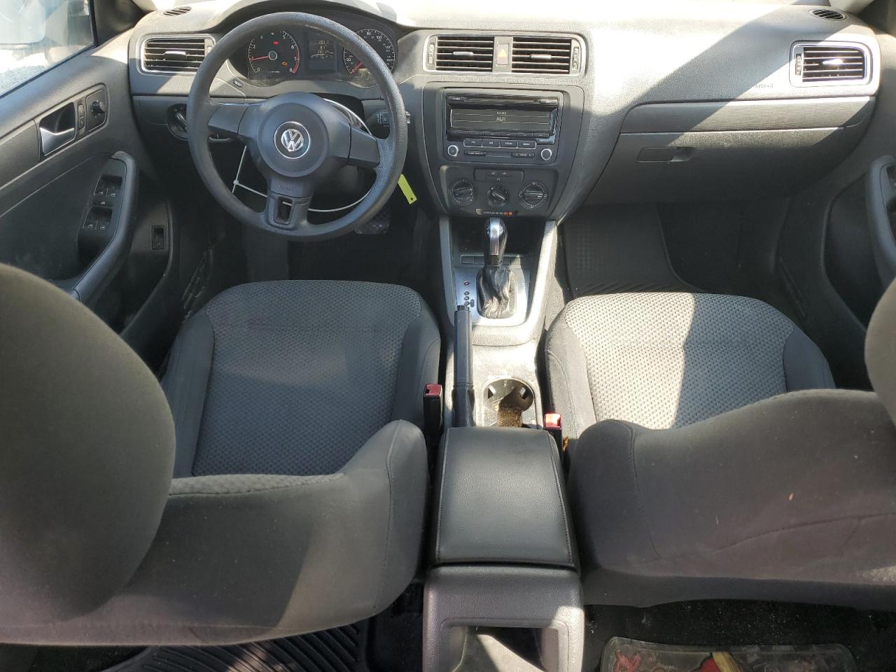2013 Volkswagen Jetta Base VIN: 3VW2K7AJ2DM414111 Lot: 85201855