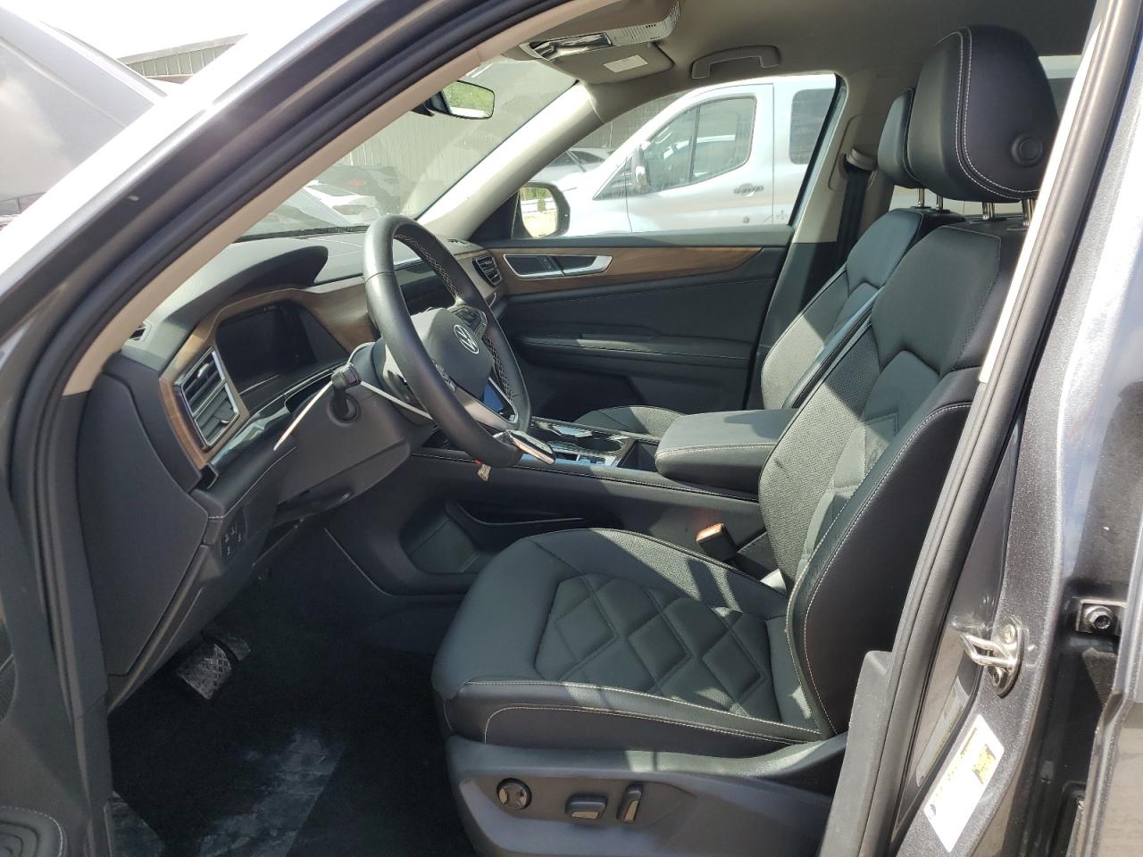 2025 Volkswagen Atlas Se VIN: 1V2WR2CA5SC503975 Lot: 86795055