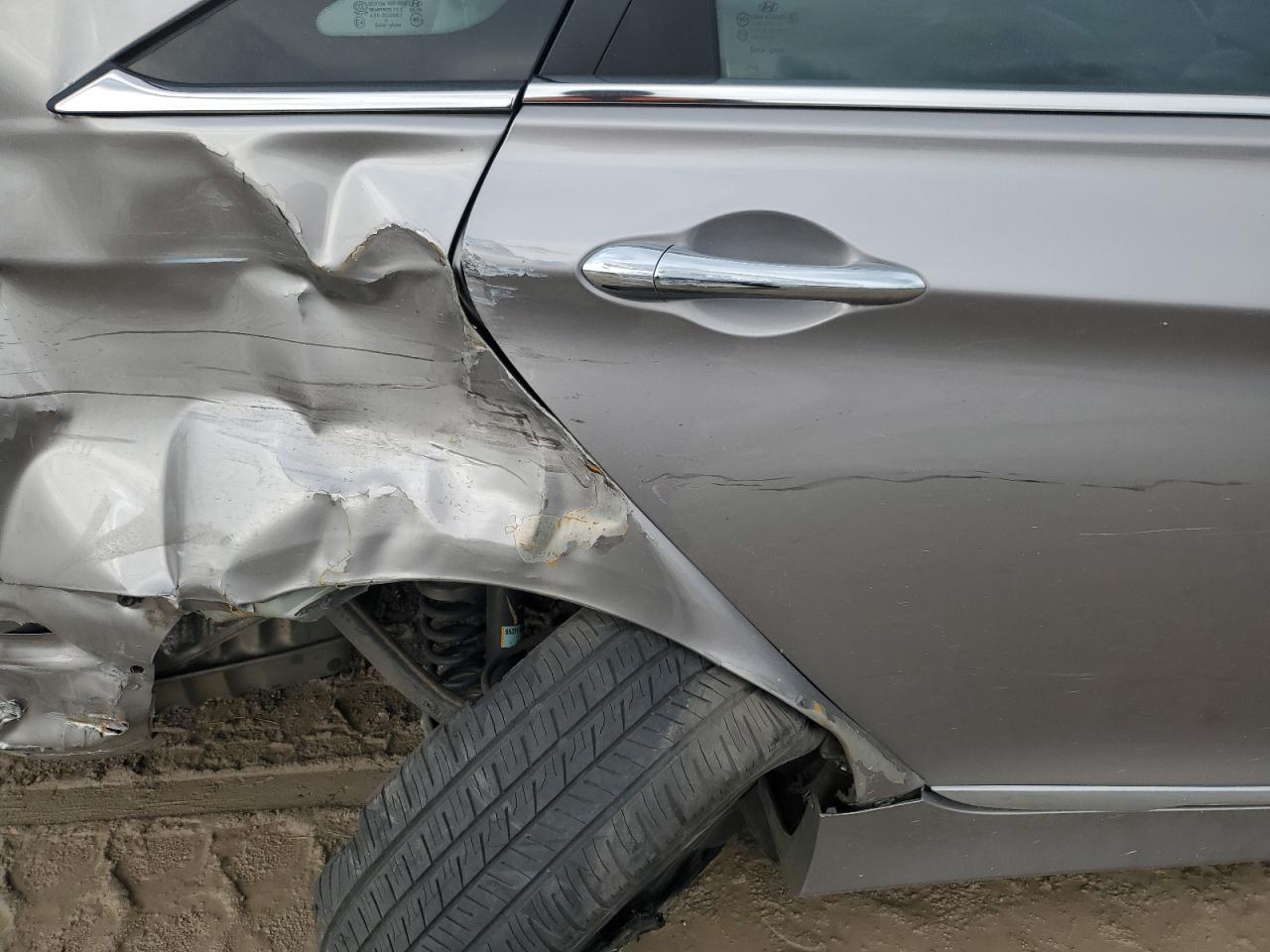 2013 Hyundai Sonata Hybrid VIN: KMHEC4A43DA072053 Lot: 90721785