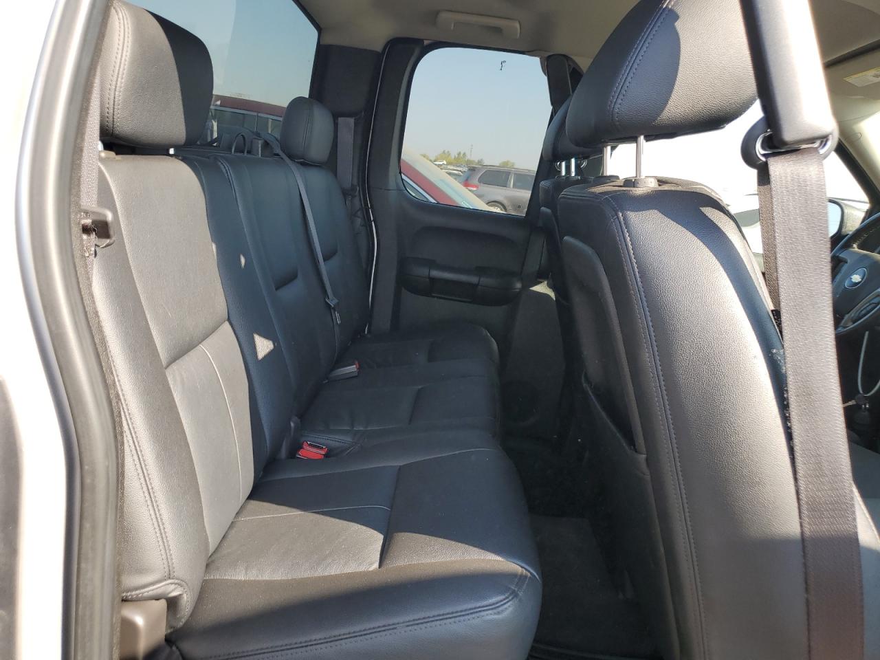 2010 Chevrolet Silverado K1500 Lt VIN: 1GCSKSE30AZ197895 Lot: 85103335