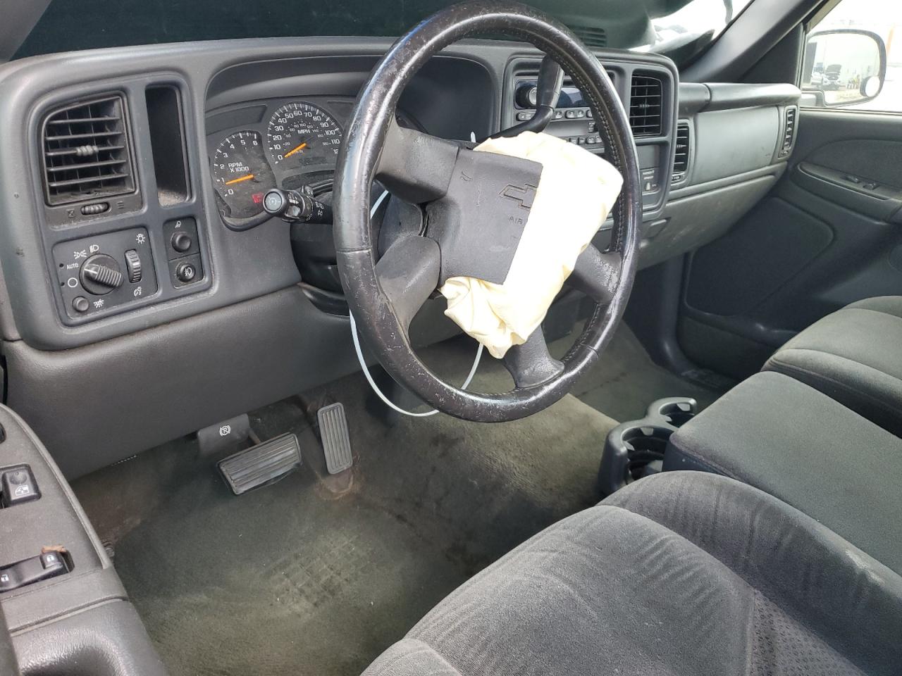 2003 Chevrolet Silverado C1500 VIN: 1GCEC14T93Z236170 Lot: 81931875