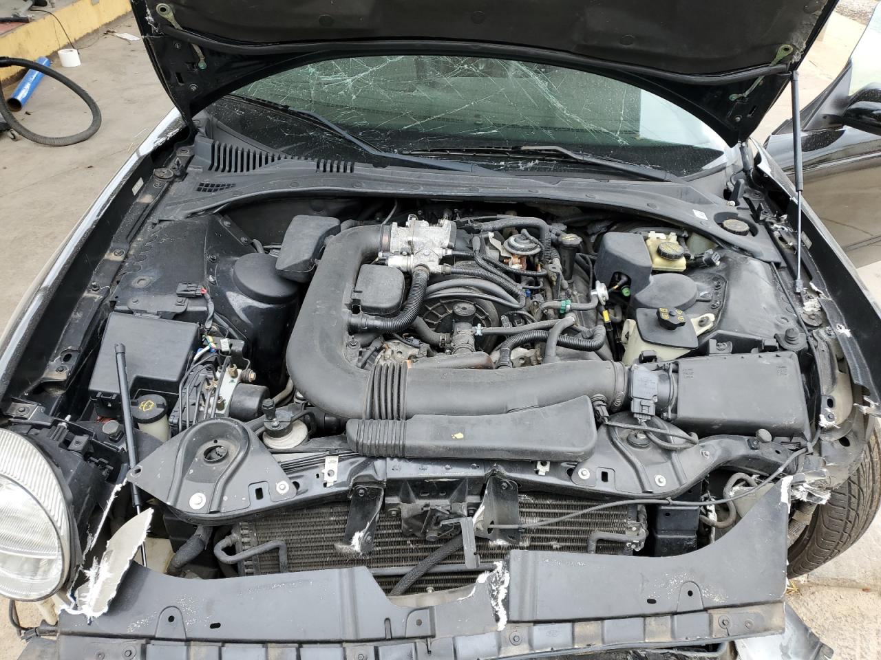 2002 Ford Thunderbird VIN: 1FAHP60A22Y102212 Lot: 85665255