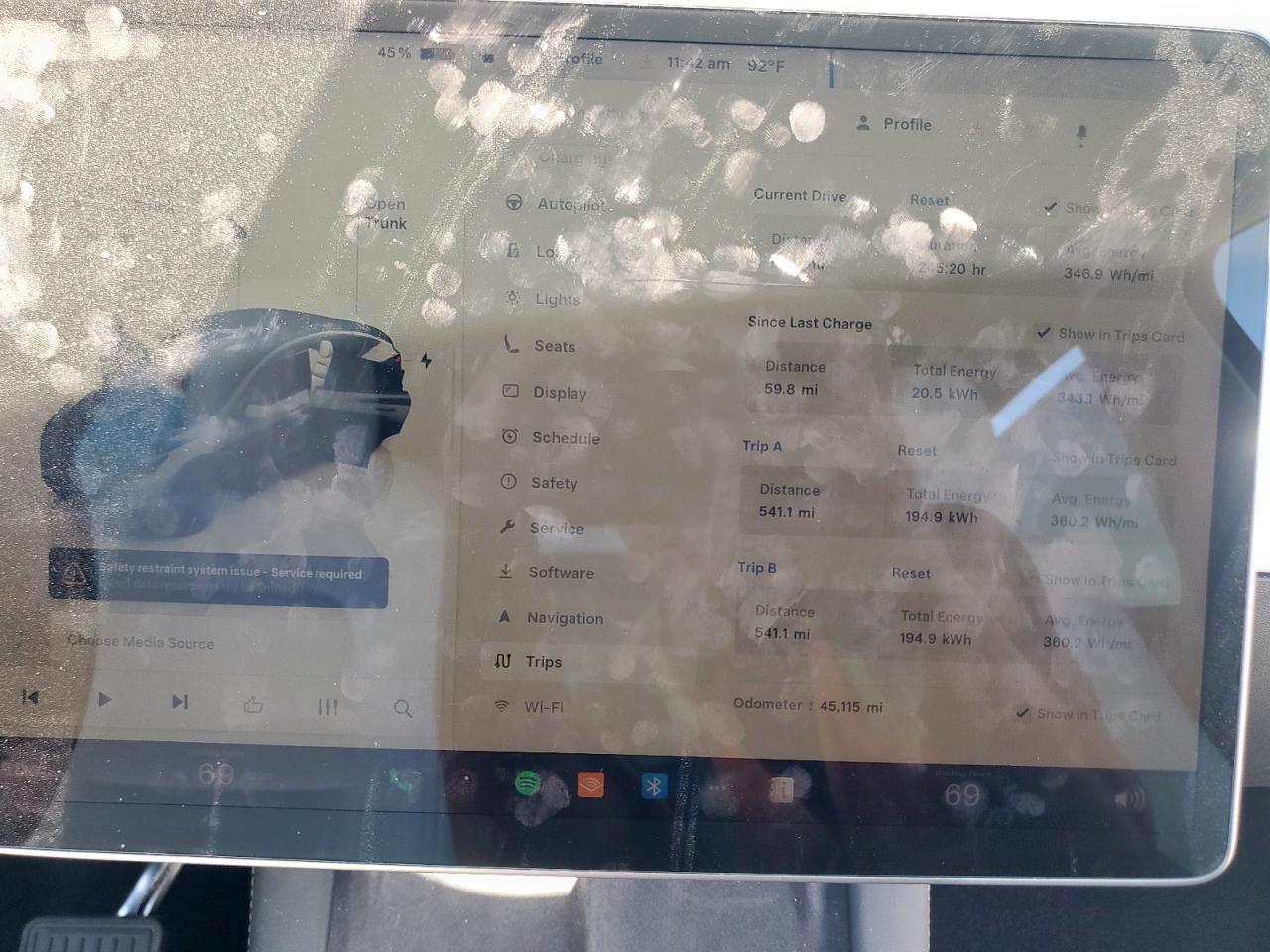 2023 Tesla Model Y VIN: 7SAYGDEEXPF609766 Lot: 85840595