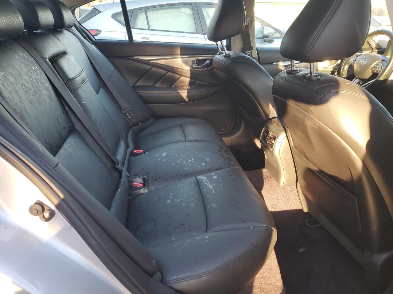 2015 Infiniti Q50 Base VIN: JN1BV7AR2FM391981 Lot: 91044035