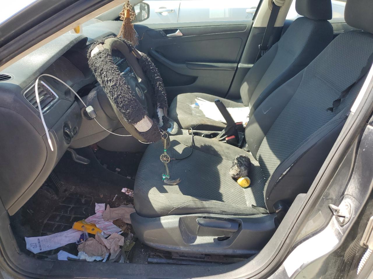 2013 Volkswagen Jetta Base VIN: 3VW2K7AJ5DM401577 Lot: 82443985